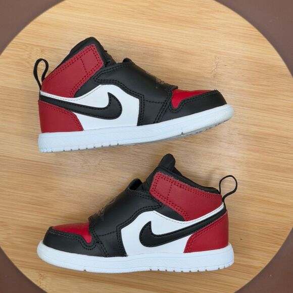 Sky Jordan 1 (TD) Sneakers Sz 9C - Picture 4 of 10